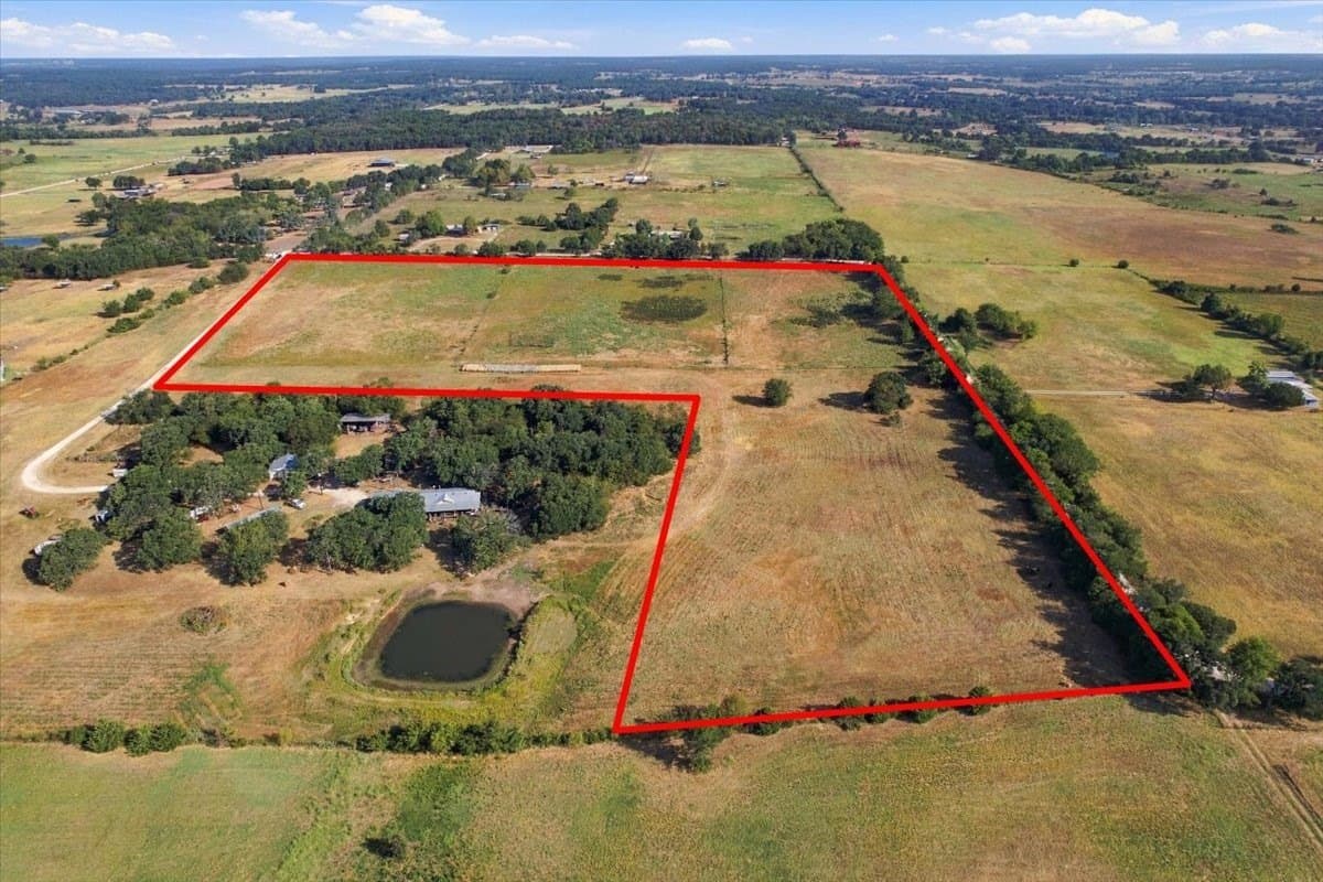 19.5 acres in Cooke County - photo 7