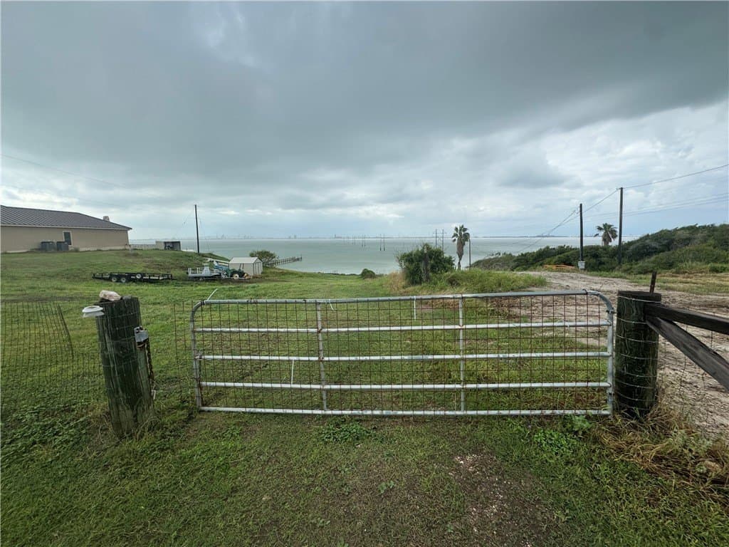 1.07 acres in San Patricio County - photo 6