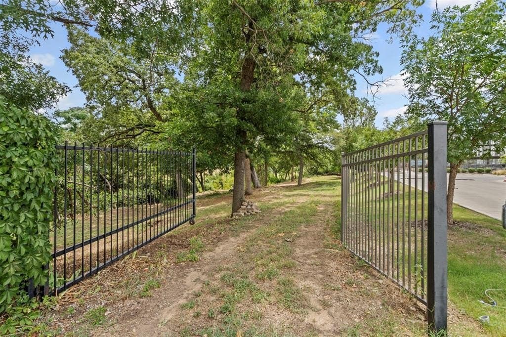 0.67 acres in Tarrant County