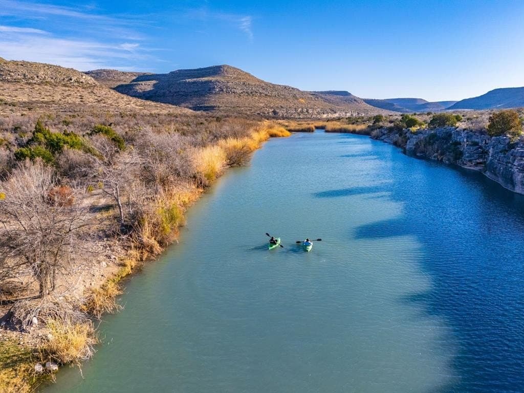 8,499 acres in Val Verde County