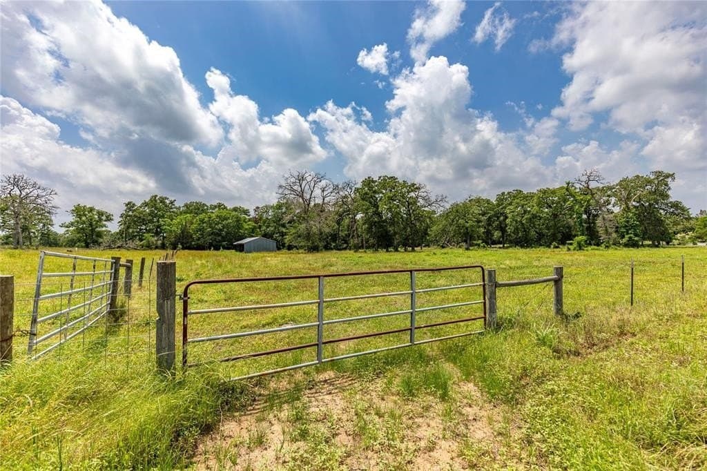 6.97 acres in Austin County featured view