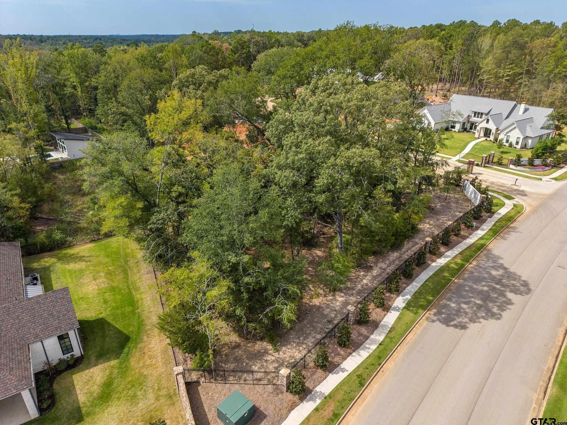 0.74 acres in Smith County - photo 4