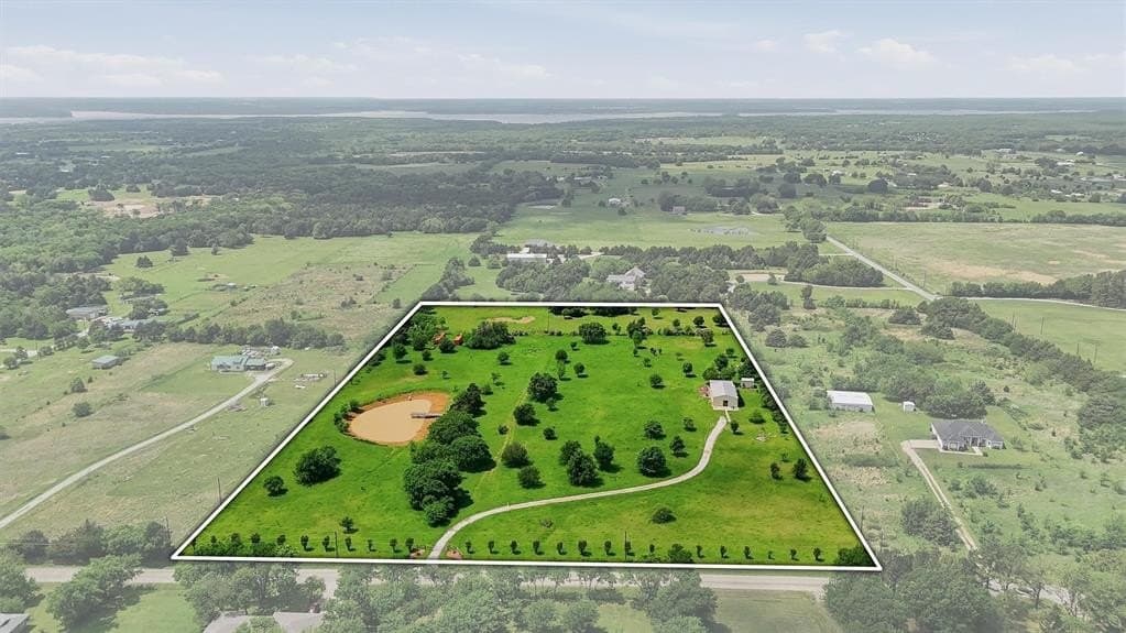 13.65 acres in Grayson County