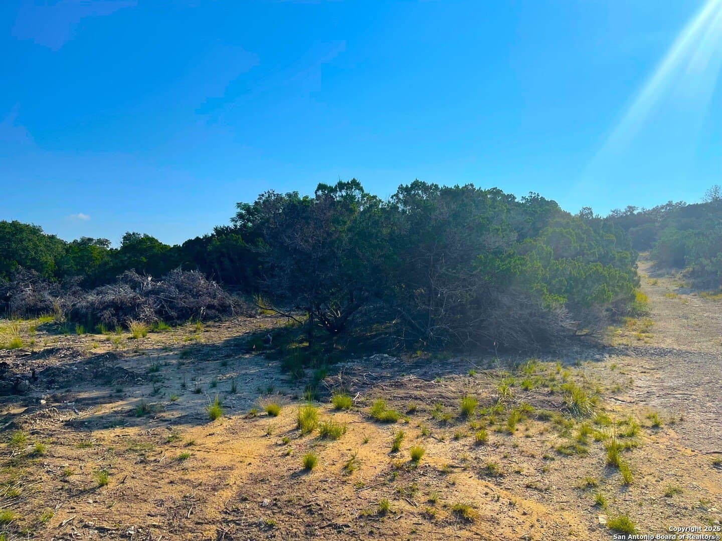 0.62 acres in Bandera County gallery image 4