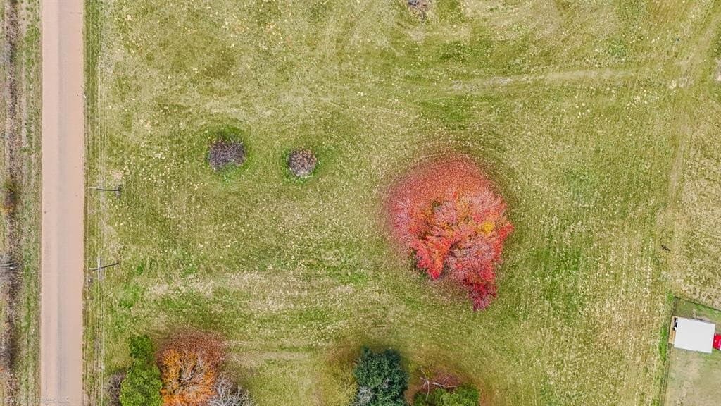 0.66 acres in Henderson County gallery image 3