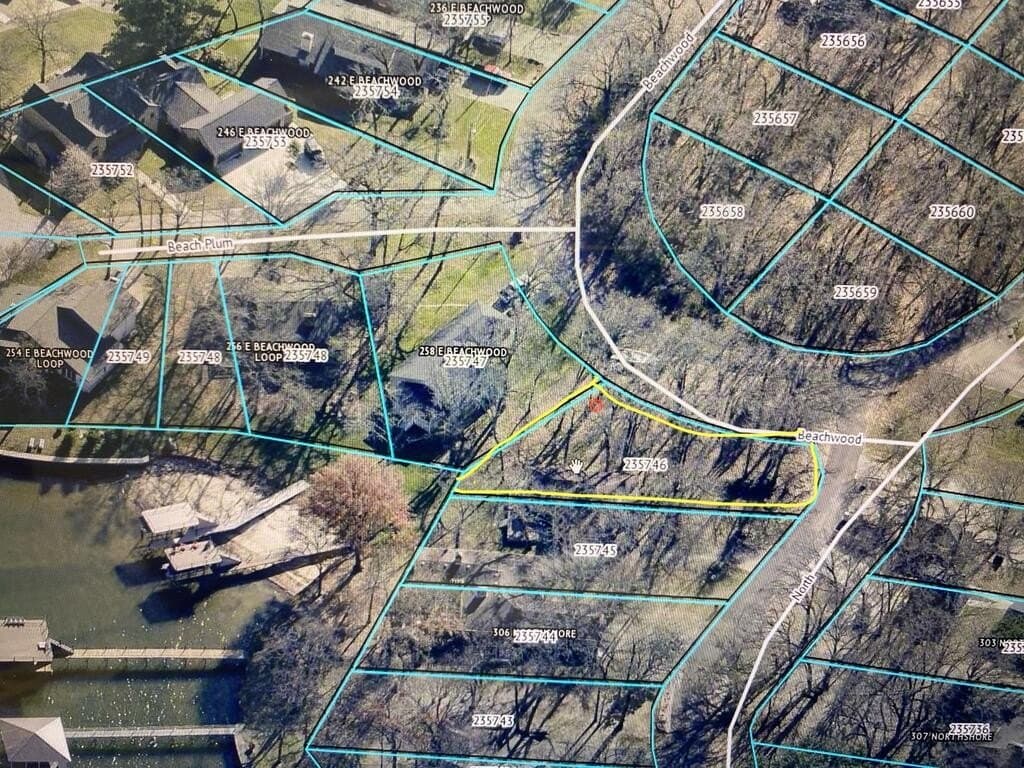 0.23 acres in Henderson County