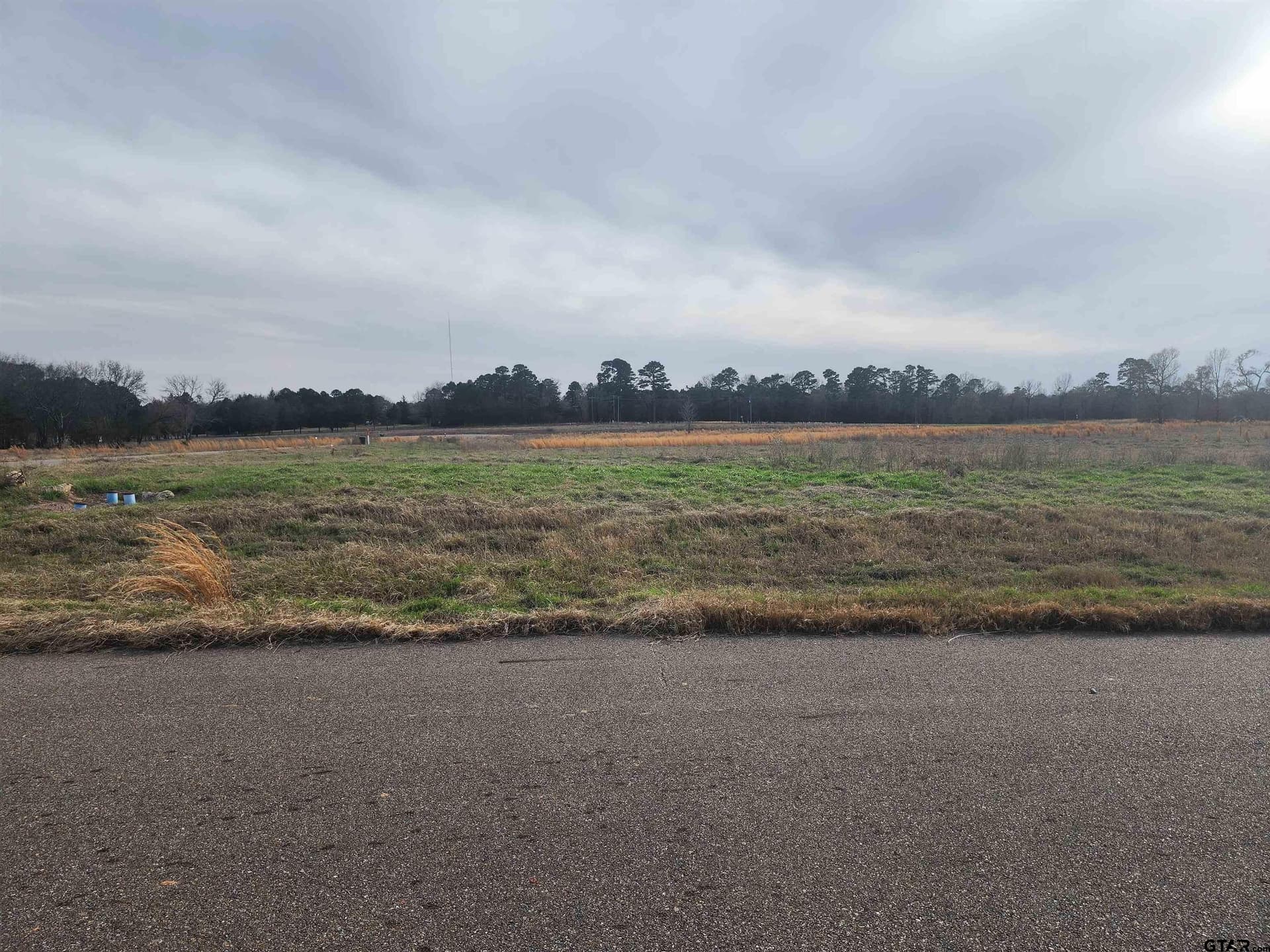 1.14 acres in Camp County