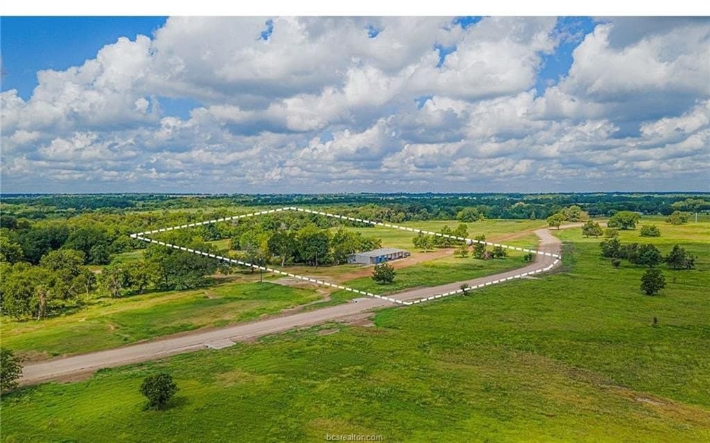 6.38 acres in Robertson County featured view