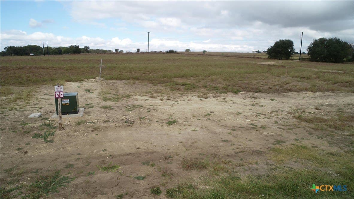 1.97 acres in Lavaca County gallery image 3