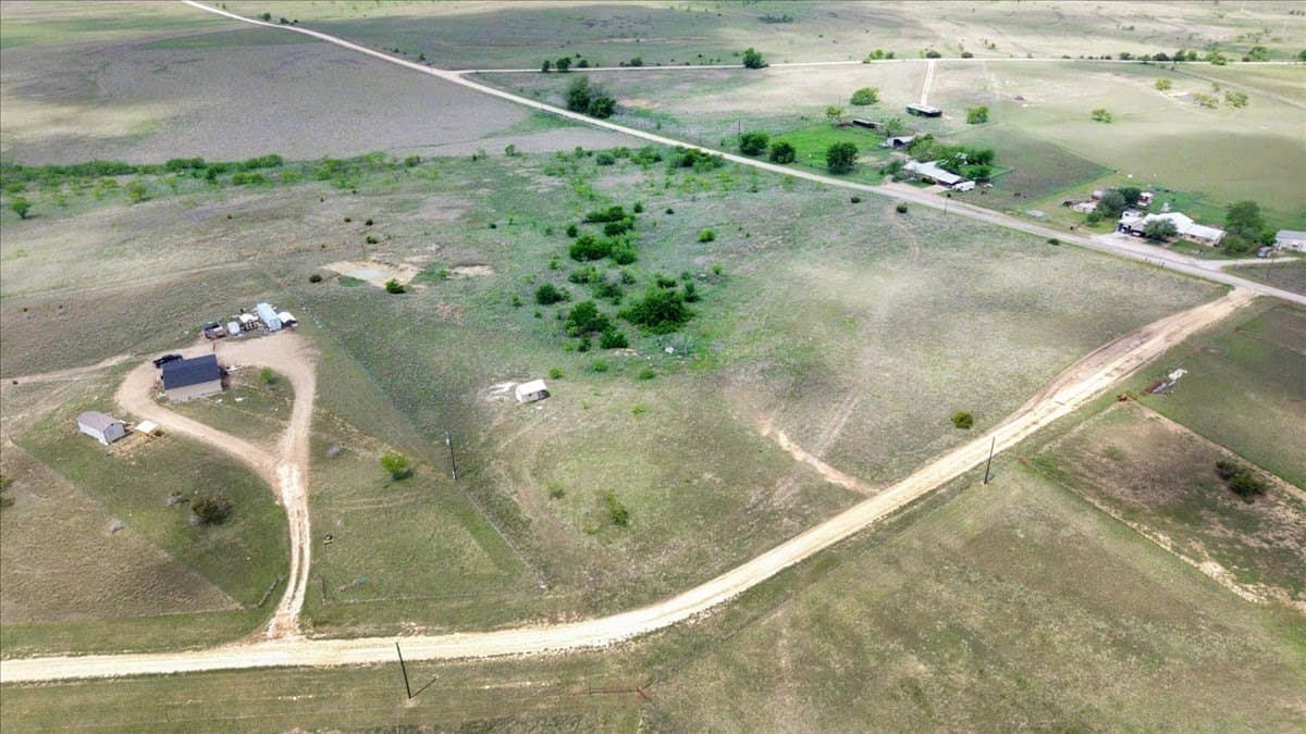 13.92 acres in Hamilton County - photo 4