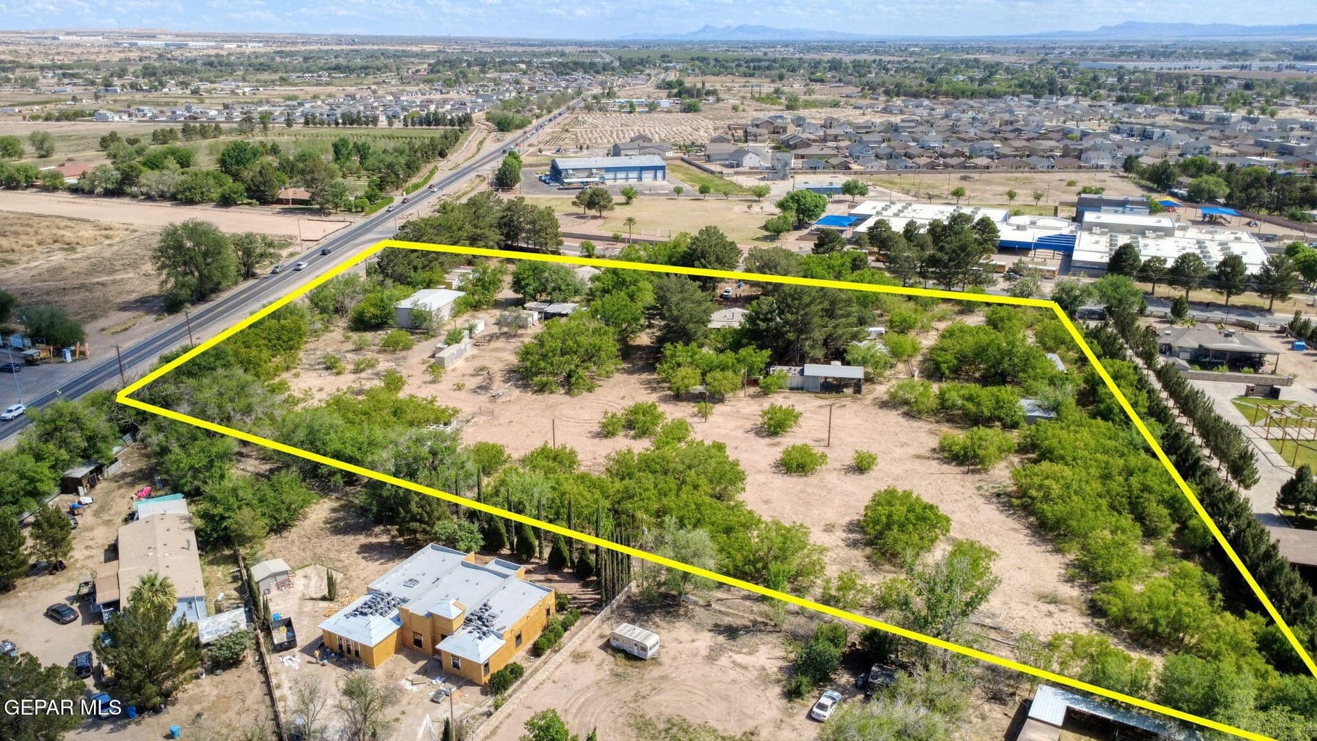 7.2 acres in El Paso County gallery image 2