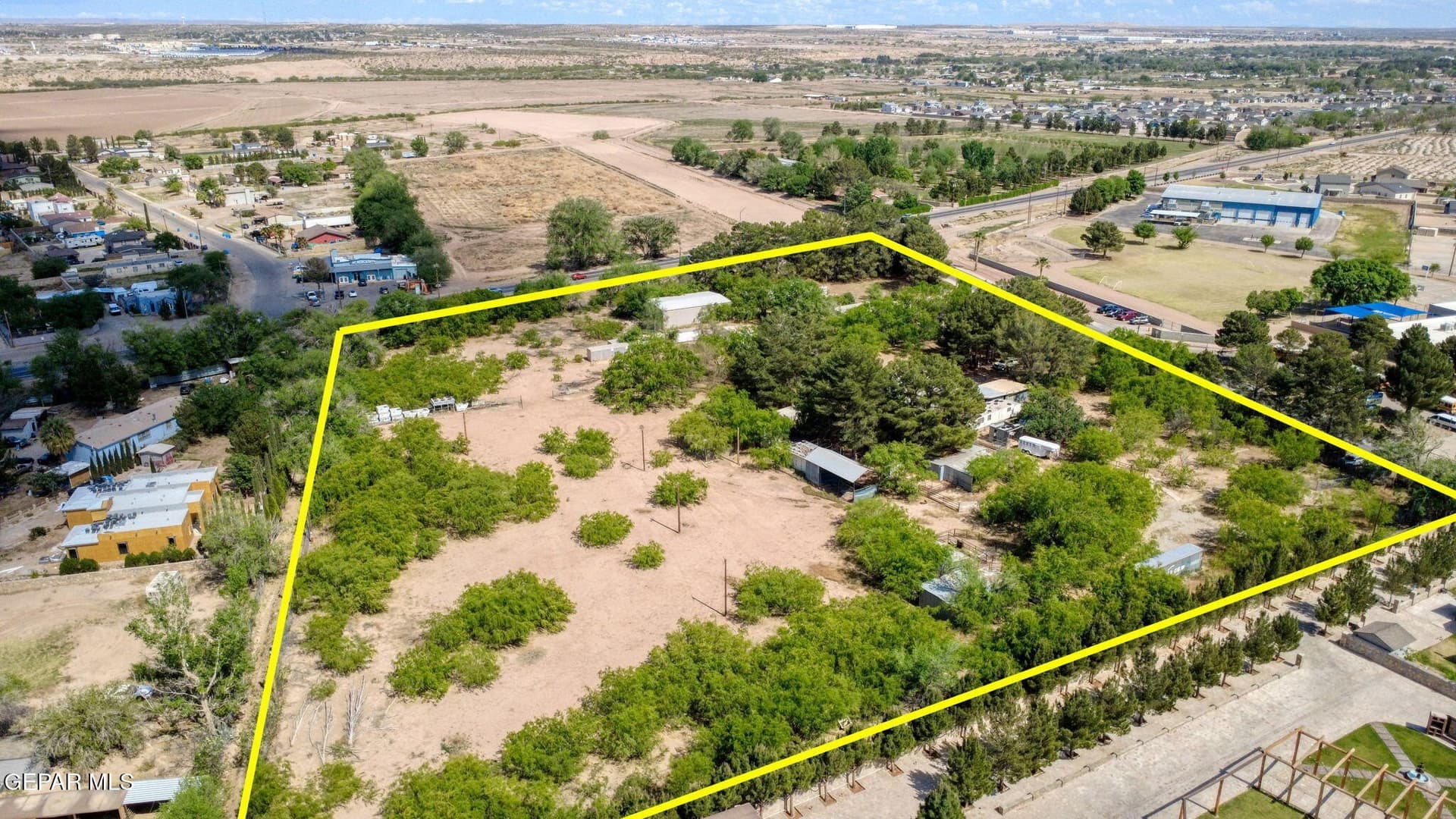 7.2 acres in El Paso County gallery image 3
