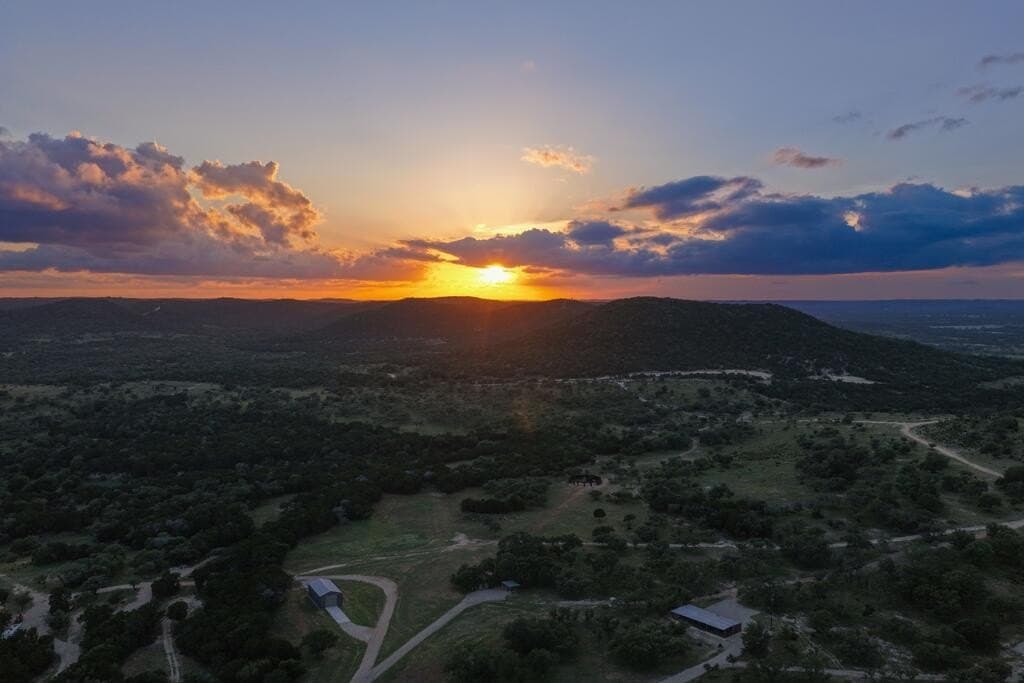 620 acres in Bandera County - photo 24