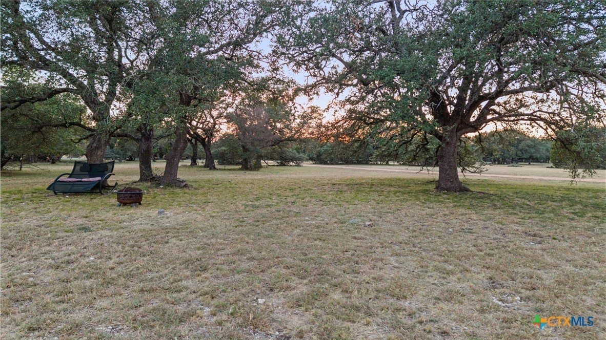 10 acres in Burnet County gallery image 4