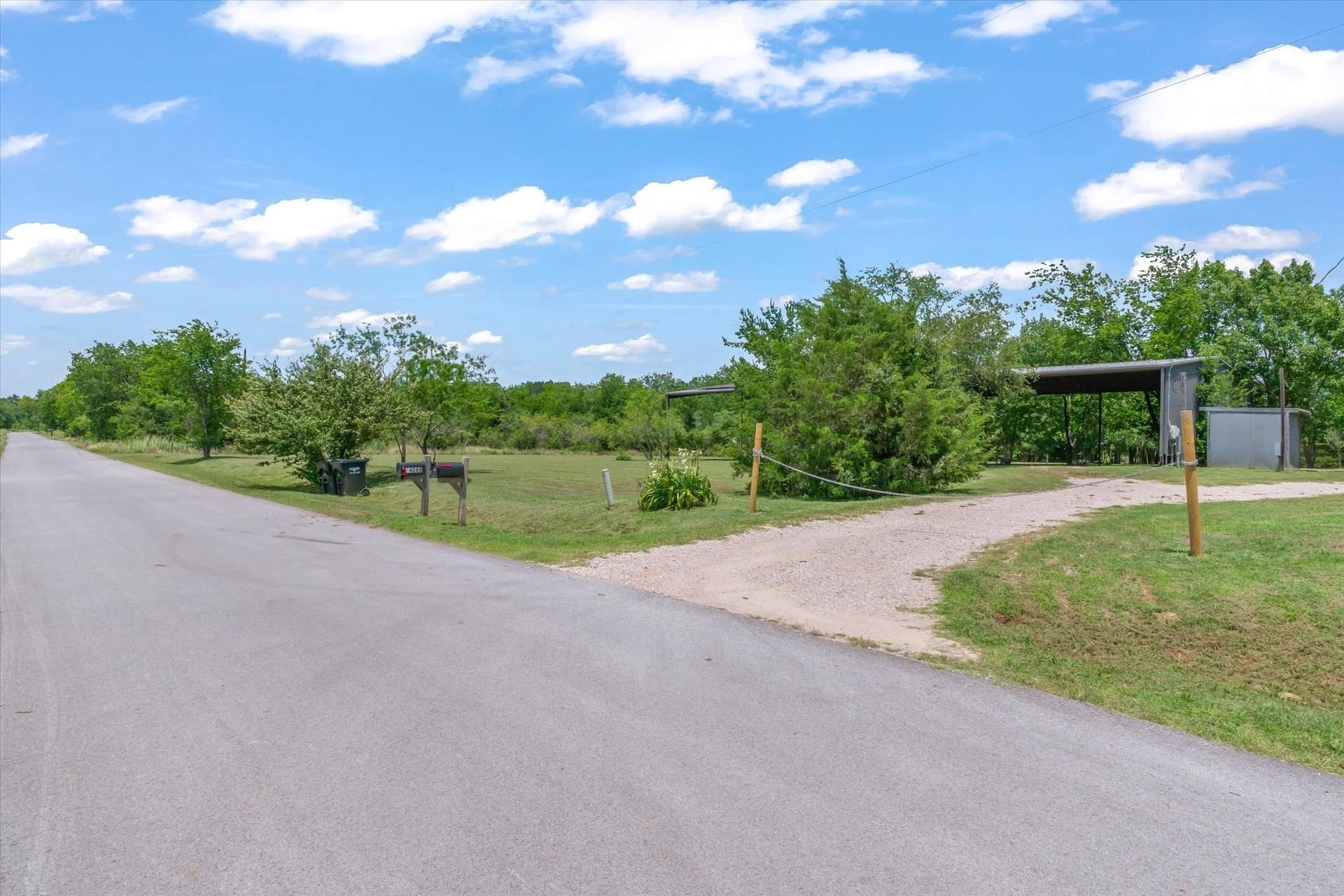 5.2 acres in Kaufman County - photo 3