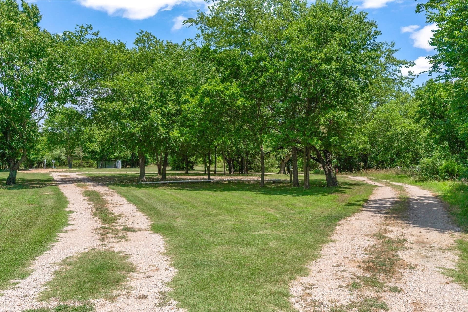 5.2 acres in Kaufman County - photo 4