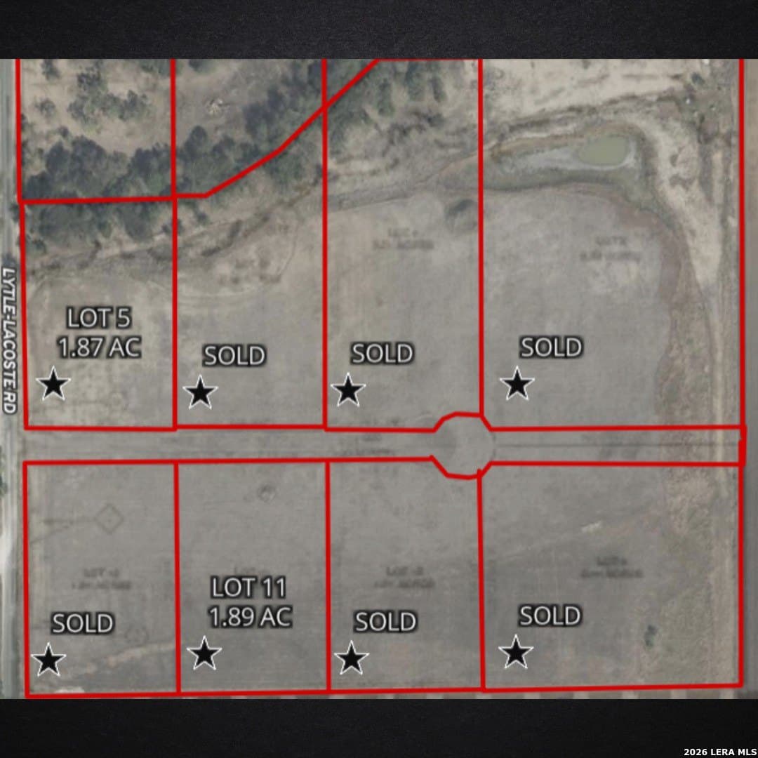 1.89 acres in Bexar County gallery image 2