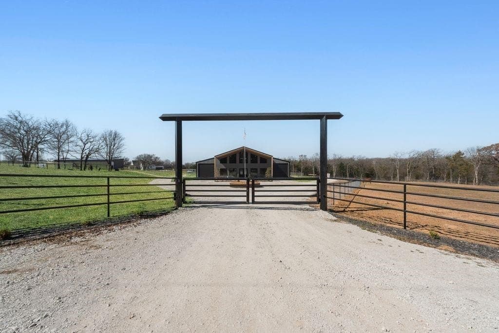 11.03 acres in Cooke County gallery image 2