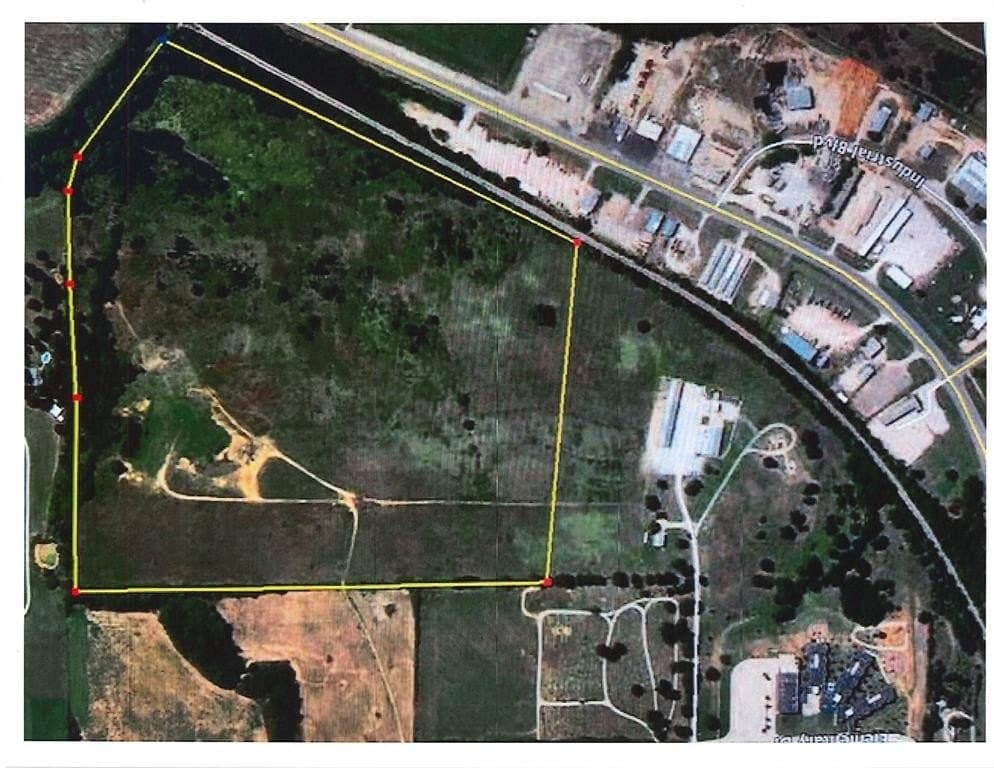 100 acres in Wise County
