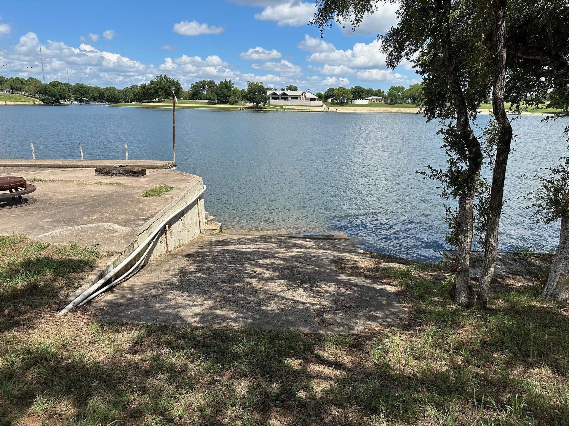 2 acres in Burnet County gallery image 3