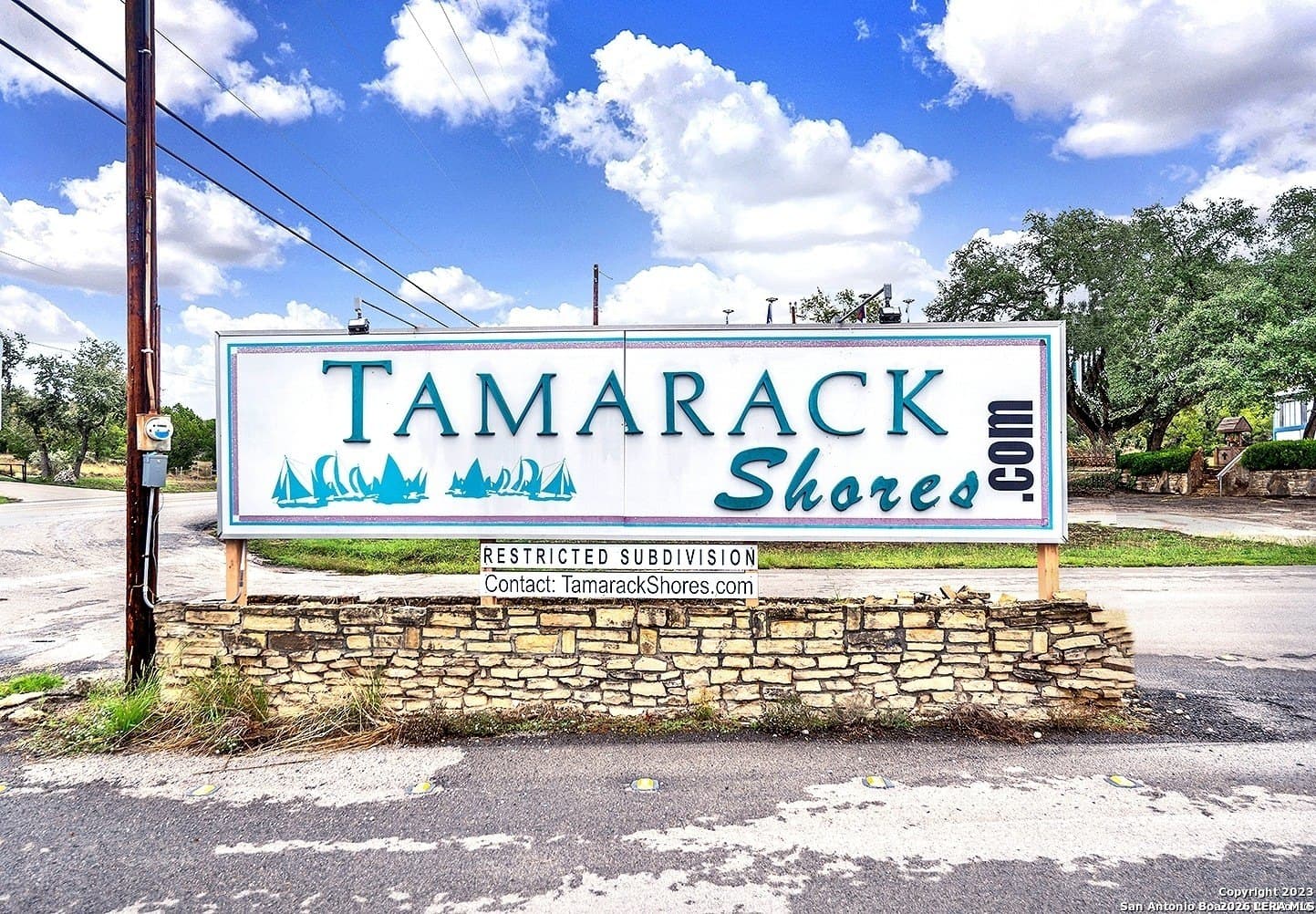 0.25 acres in Comal County - photo 6