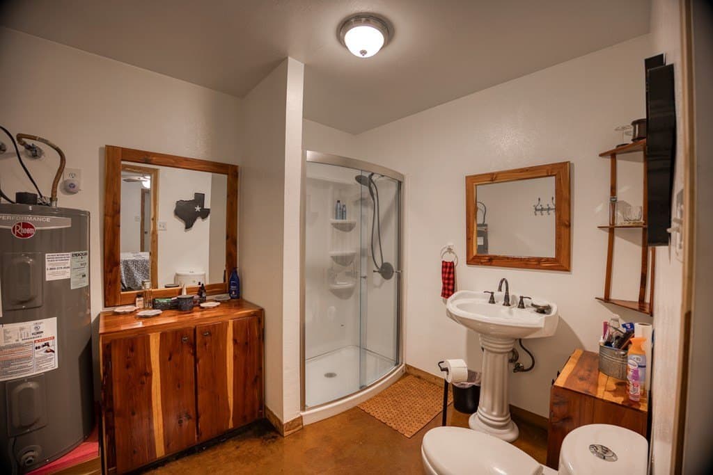 11.4 acres in ANDERSON County gallery image 4