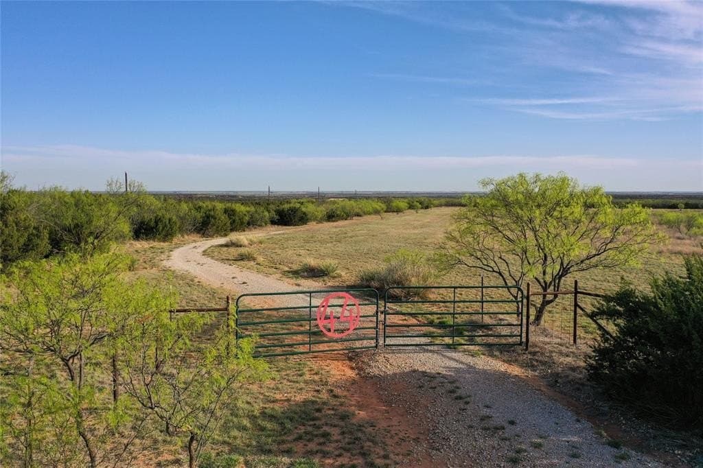135.99 acres in Knox County gallery image 2