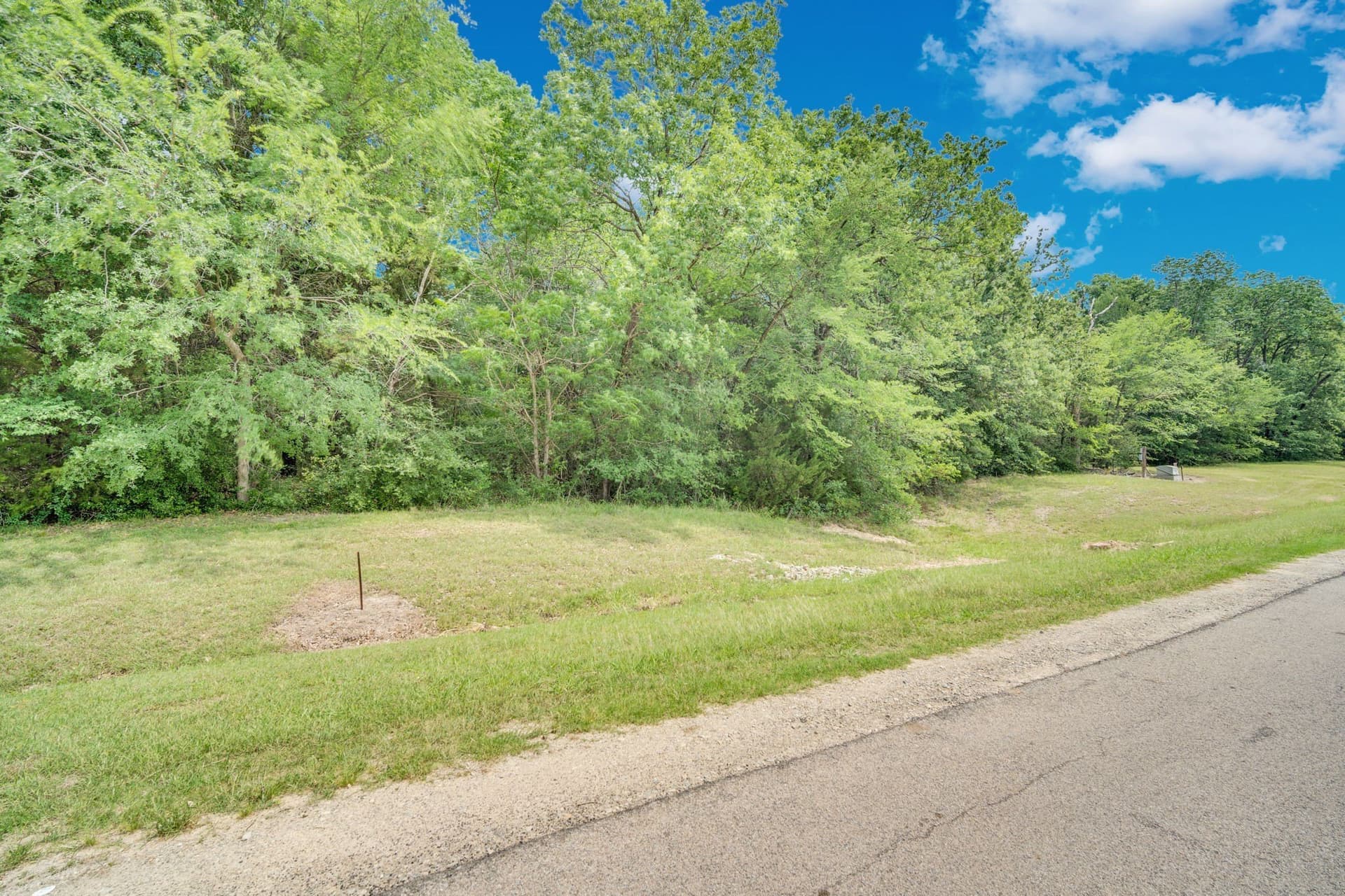 1.02 acres in Navarro County gallery image 4