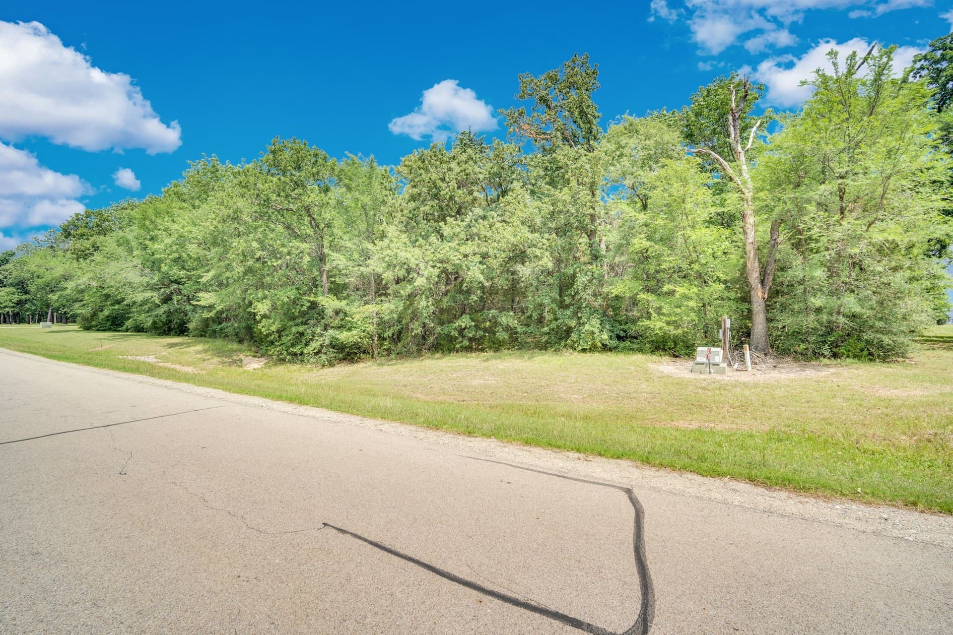 1.02 acres in Navarro County featured view
