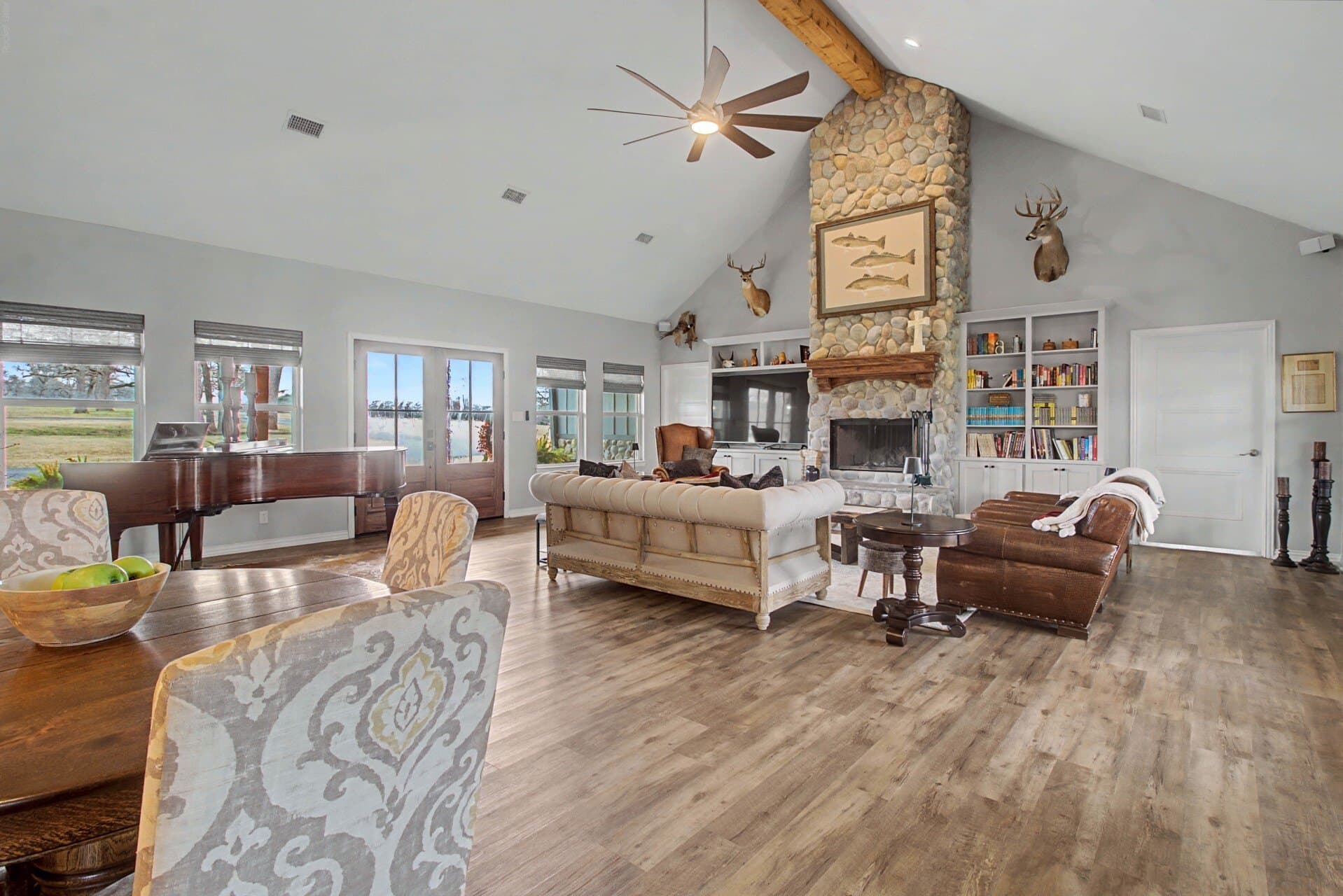 12.28 acres in Henderson County gallery image 4