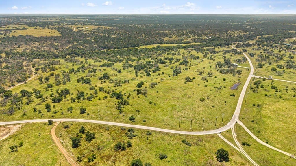 10.02 acres in Gillespie County - photo 3