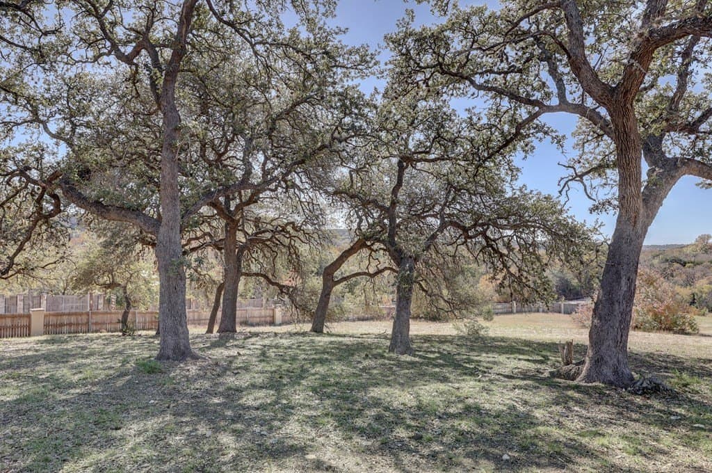 2.14 acres in Kerr County - photo 25