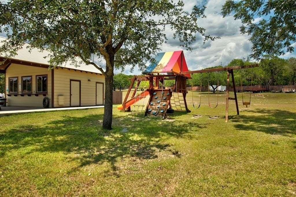 2.14 acres in Kerr County - photo 9