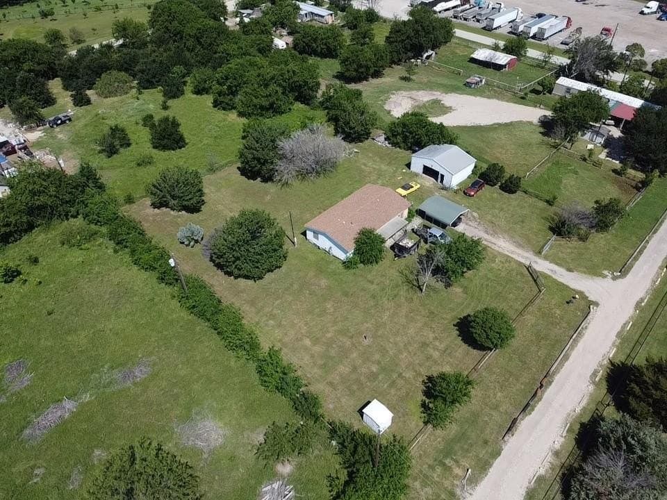 1 acres in Denton County gallery image 2