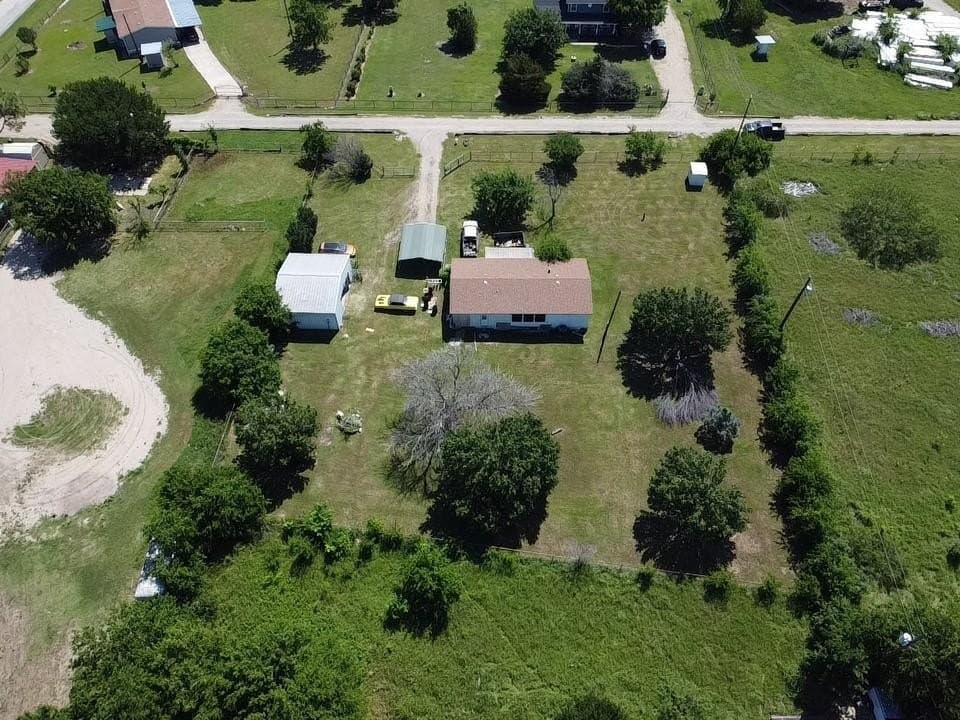 1 acres in Denton County gallery image 4