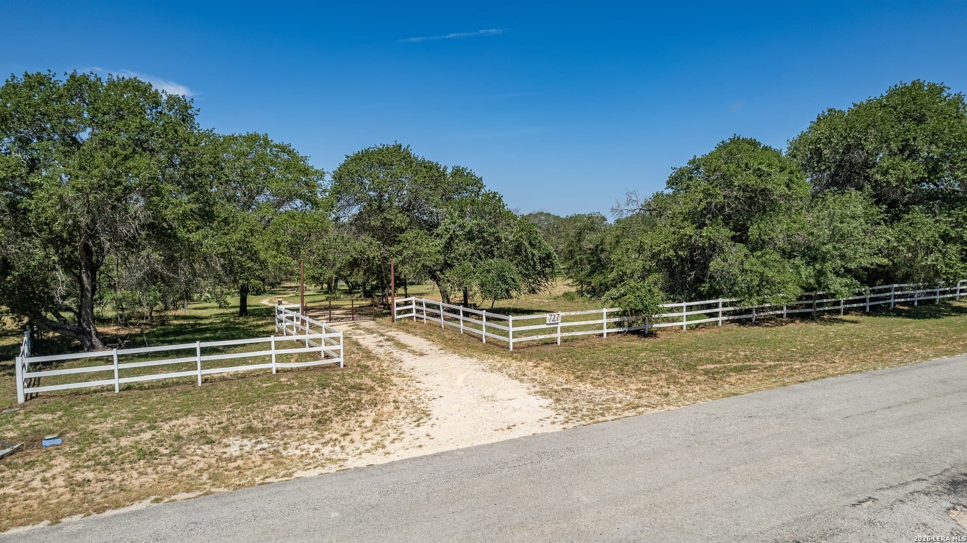 5 acres in Wilson County gallery image 2