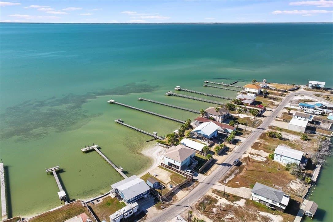 0.09 acres in Aransas County - photo 17
