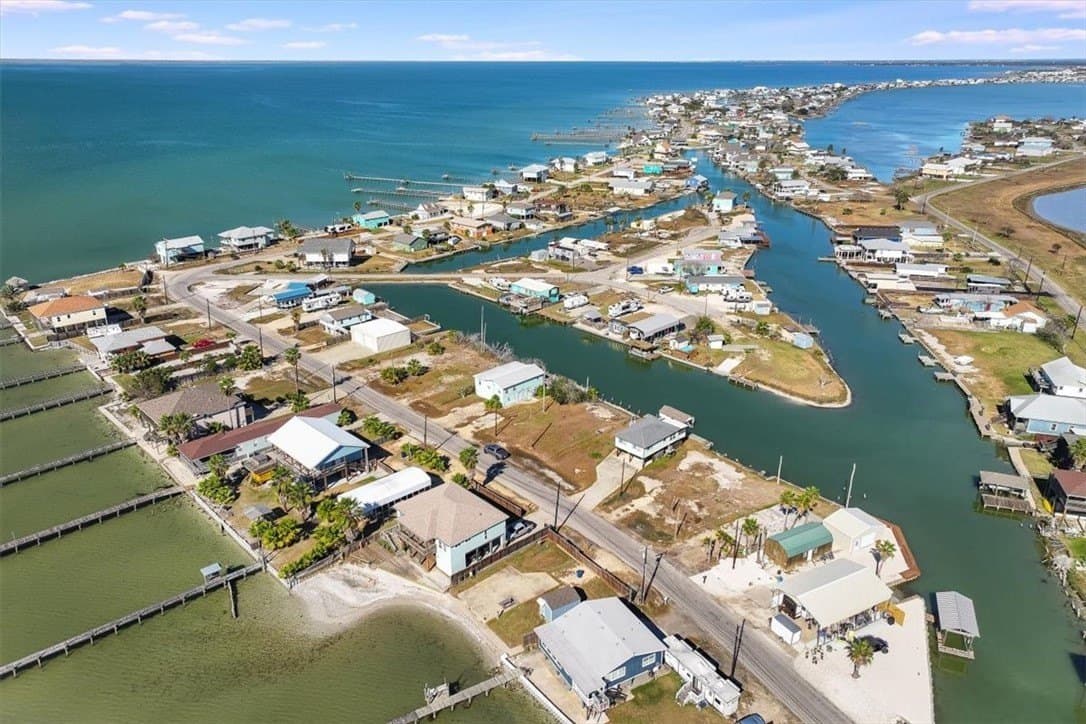 0.09 acres in Aransas County - photo 19