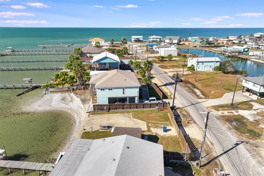 0.09 acres in Aransas County - photo 8