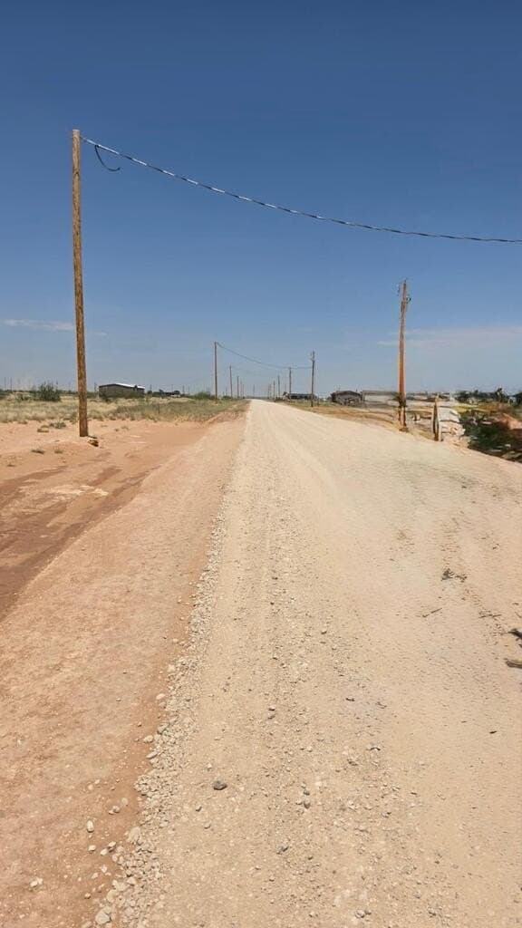 1 acres in Midland County