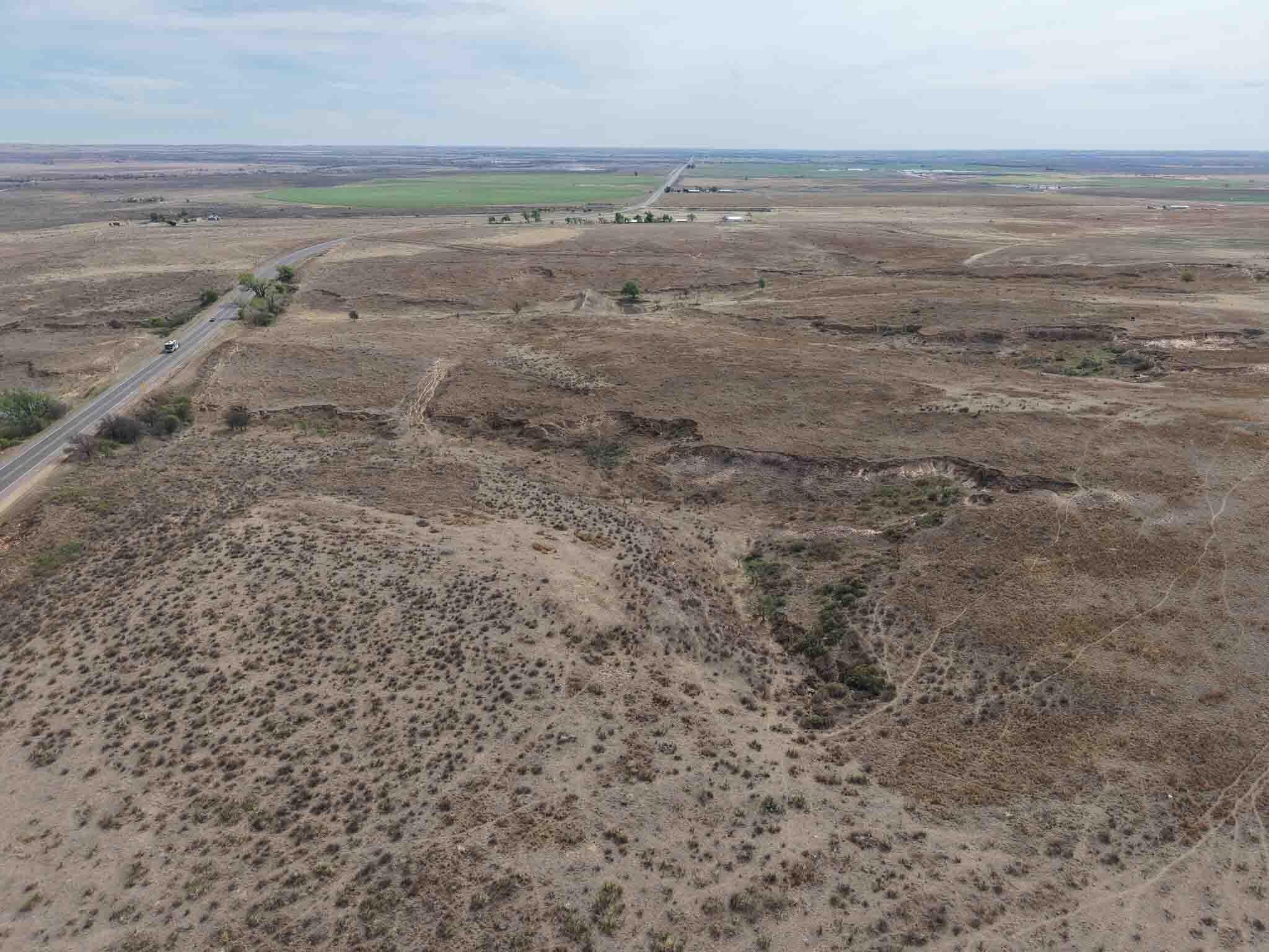 323.2 acres in Wheeler County - photo 6