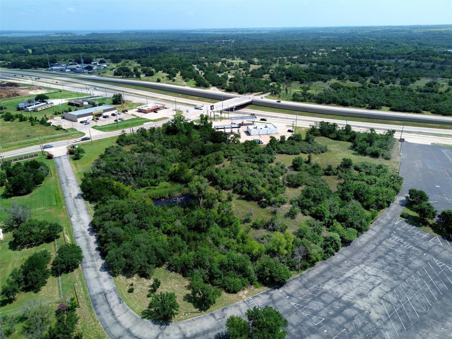 6.48 acres in Tarrant County gallery image 3
