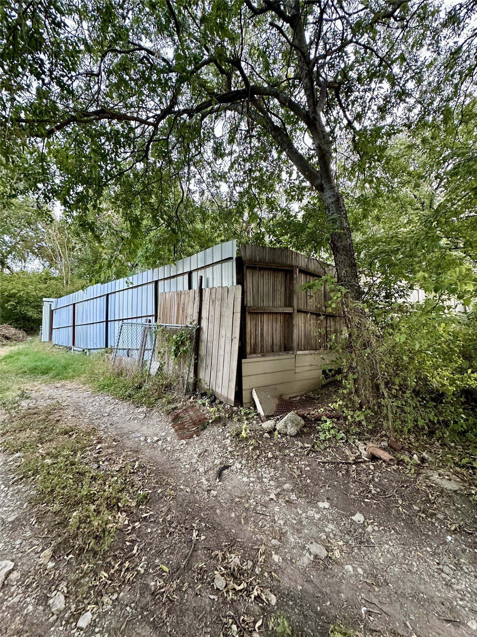 0.15 acres in Tarrant County - photo 14