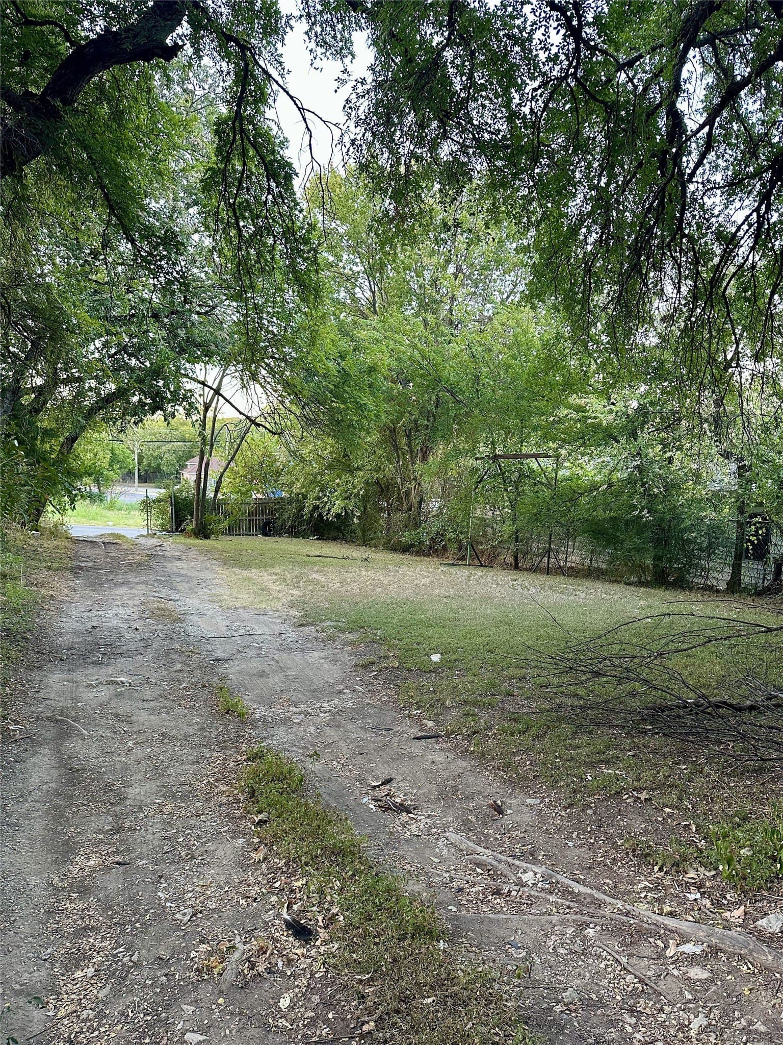 0.15 acres in Tarrant County - photo 10