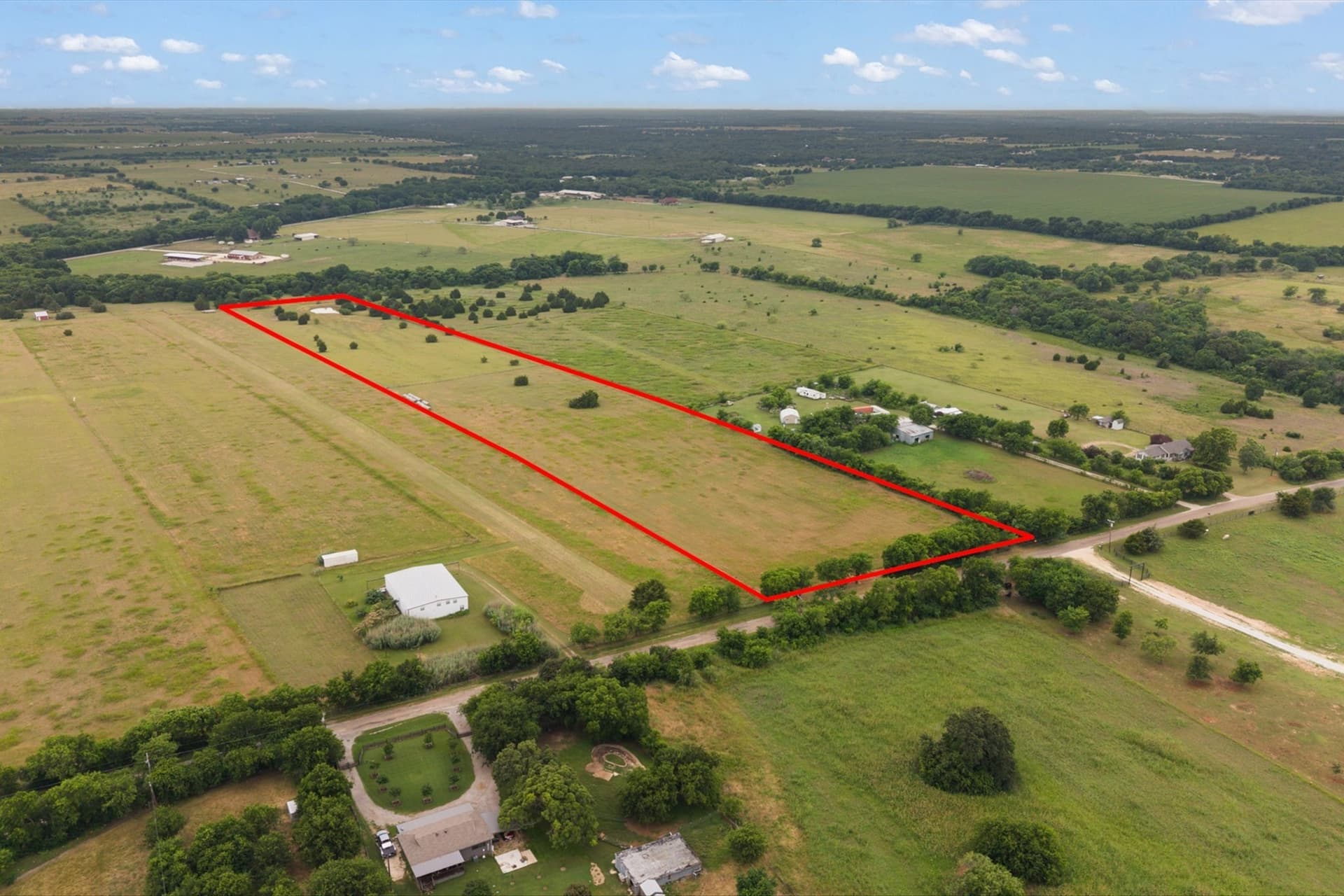 11.5 acres in Johnson County gallery image 3