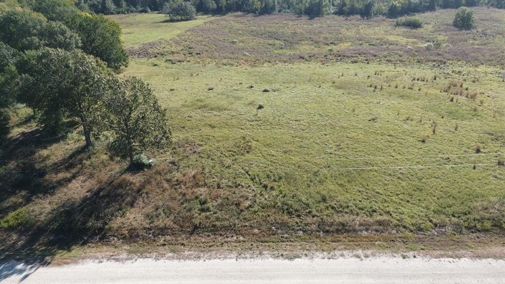 11 acres in Texas County - photo 2