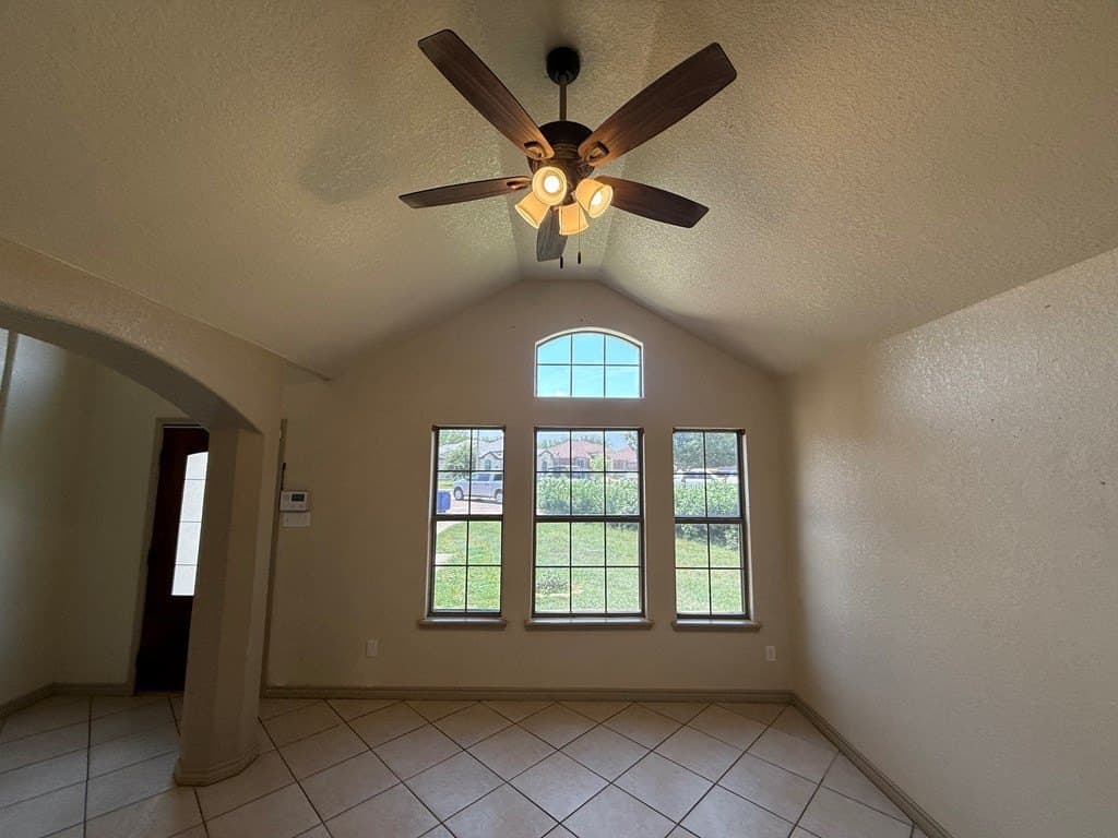 8,527 acres in Maverick County gallery image 2