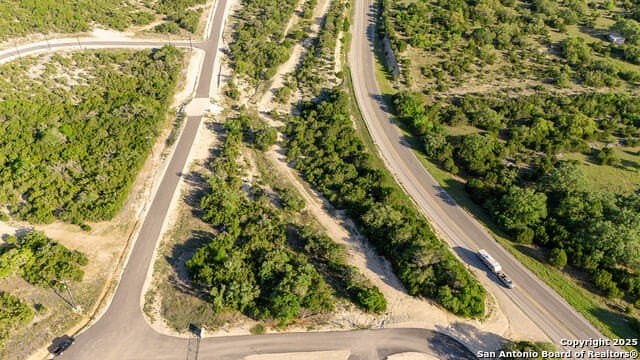 10.95 acres in Bandera County gallery image 3