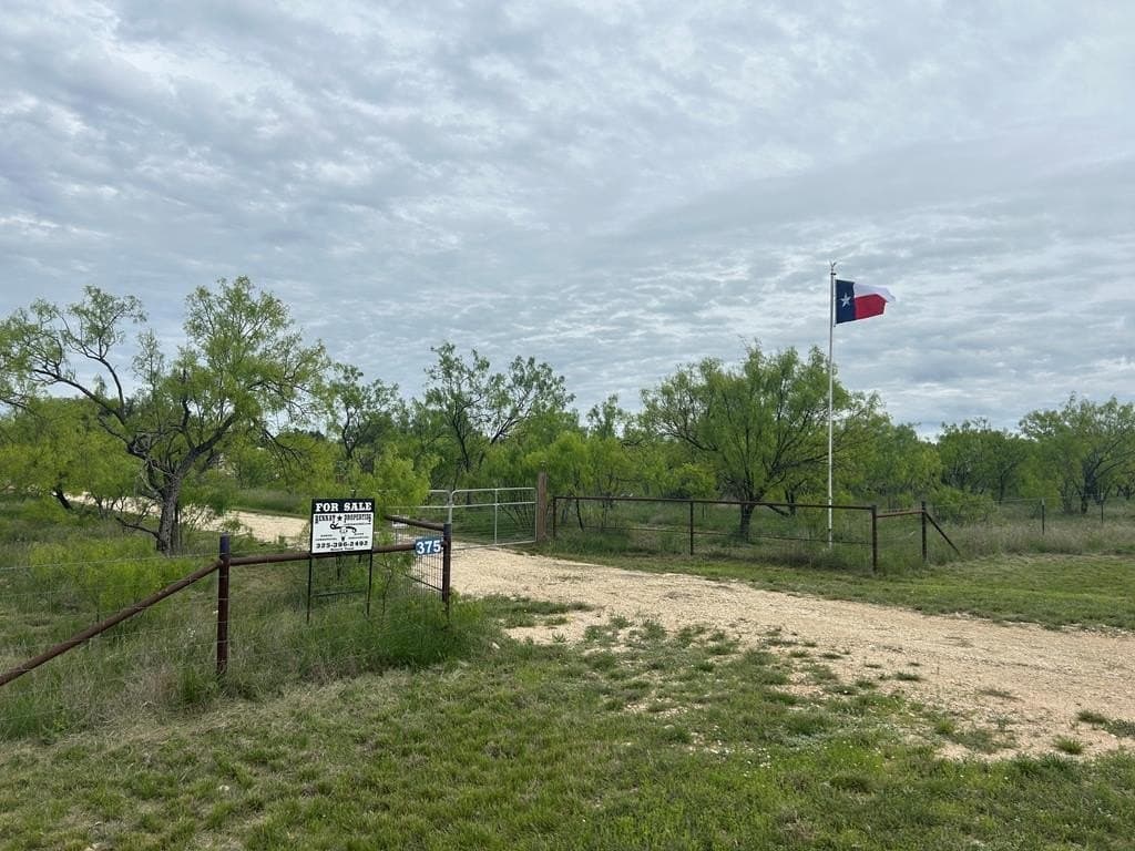 15 acres in Menard County - photo 17