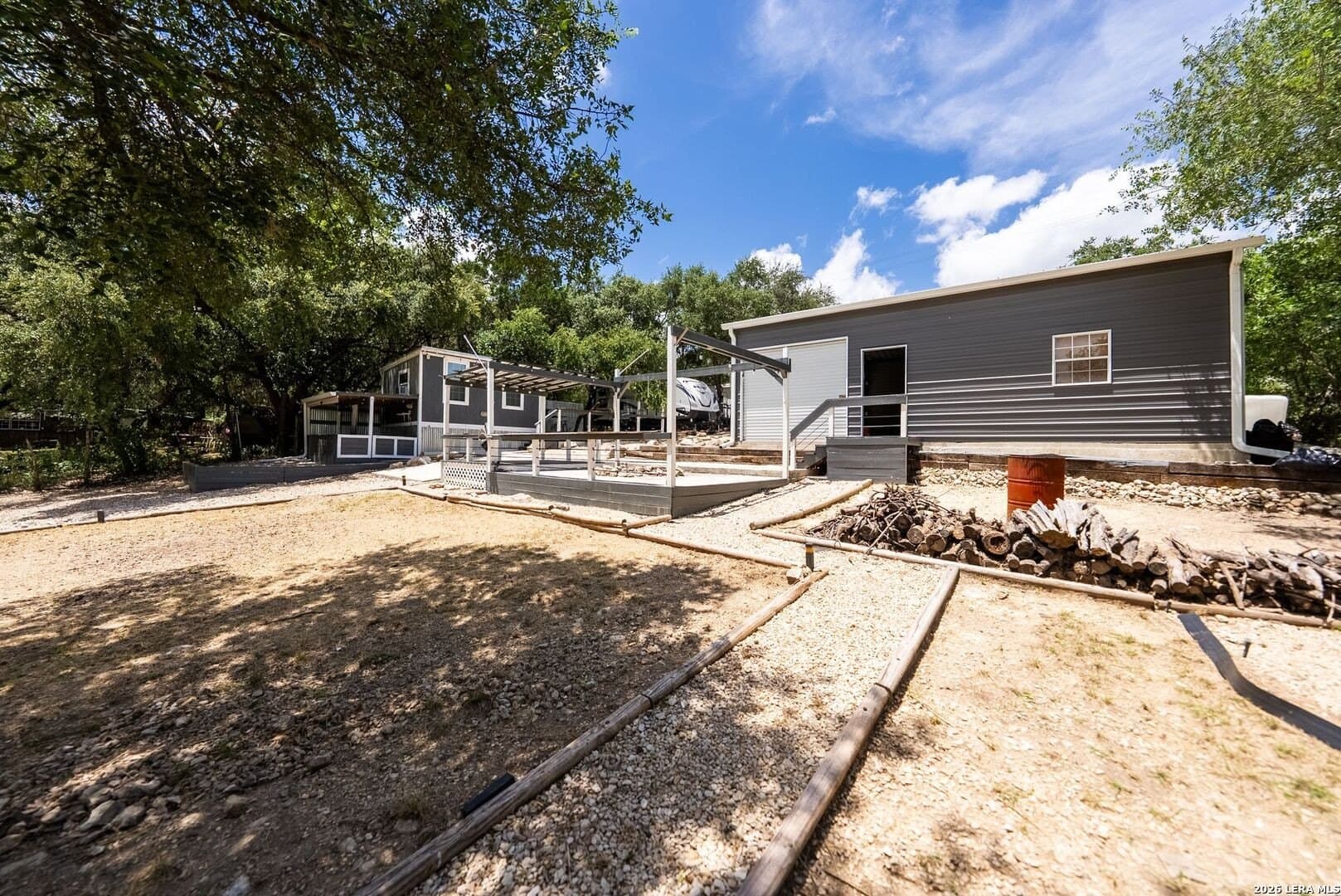 0.26 acres in Bandera County - photo 7